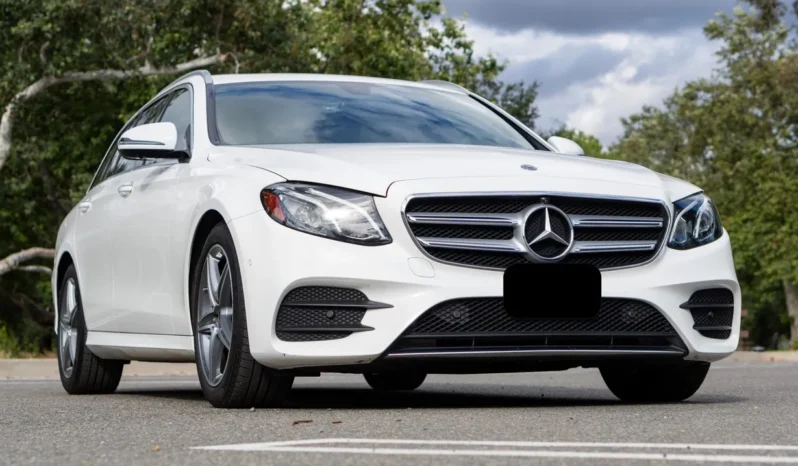 
								2019 Mercedes-Benz E450 4MATIC Wagon full									