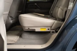 
										2006 Toyota Sequoia Limited full									