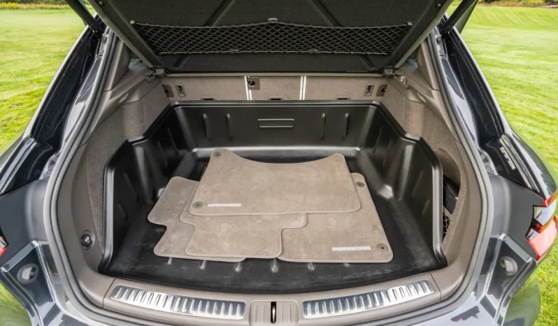 
								2018 Porsche Macan S full									