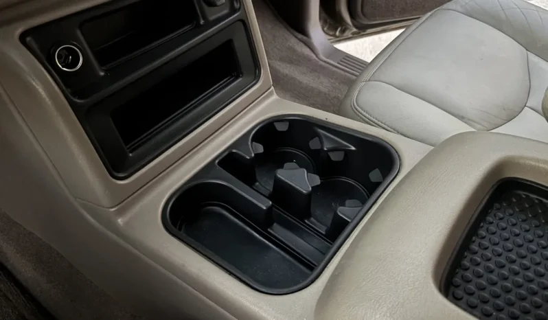 
								2005 GMC Yukon XL SLT full									