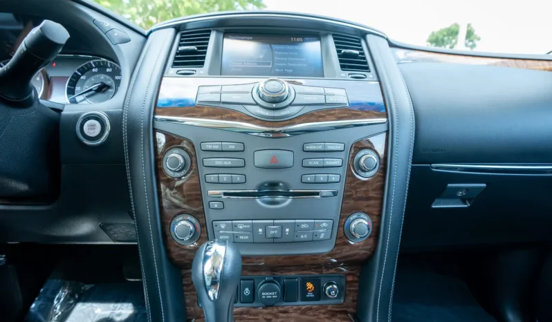 
								2017 Nissan Armada Platinum full									