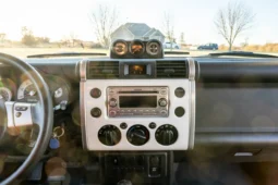 
										2014 Toyota FJ Cruiser full									