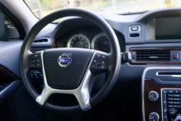 
										2012 Volvo XC70 3.2 full									