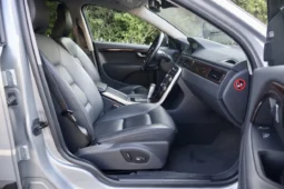 
										2012 Volvo XC70 3.2 full									