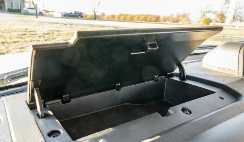 
								2014 Toyota FJ Cruiser full									