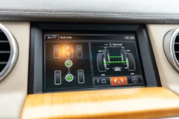 
										2015 Land Rover LR4 HSE Luxury full									