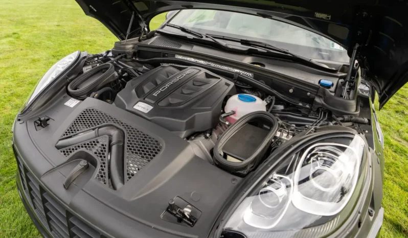 
								2018 Porsche Macan S full									