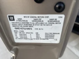
										2005 GMC Yukon XL SLT full									