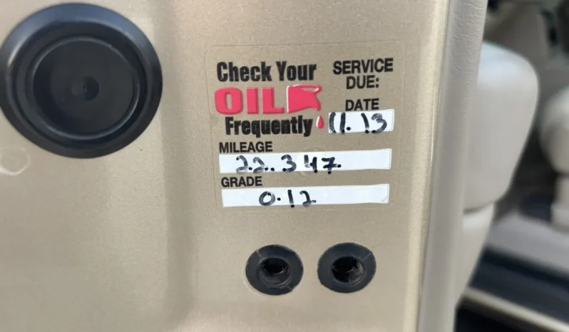 
								2005 GMC Yukon XL SLT full									