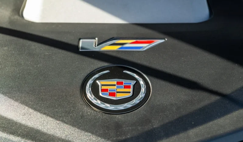 
								2012 Cadillac CTS-V Wagon Supercharged full									