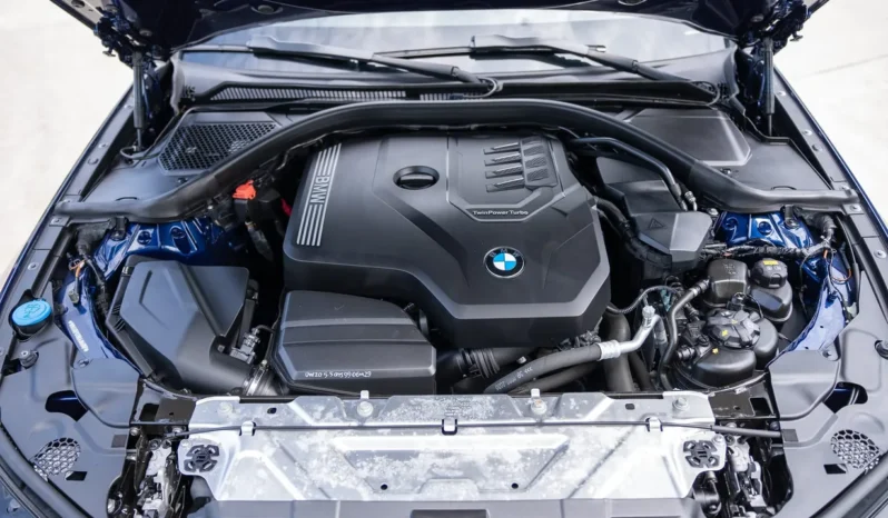 
								2019 BMW 330i xDrive Sedan full									