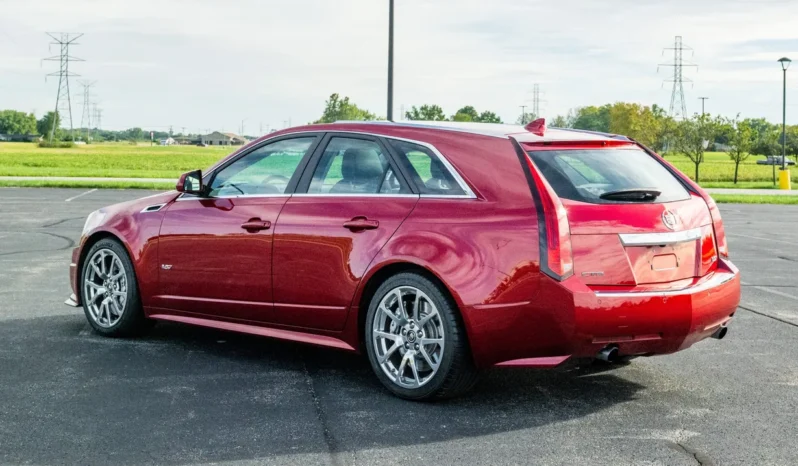 
								2012 Cadillac CTS-V Wagon Supercharged full									