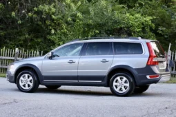 
										2012 Volvo XC70 3.2 full									