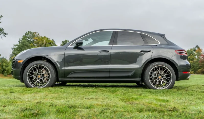 
								2018 Porsche Macan S full									