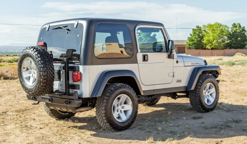 
								2004 Jeep Wrangler Rubicon 4.0 5-Speed full									