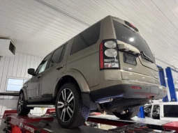
										2015 Land Rover LR4 HSE Luxury full									