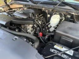 
										2005 GMC Yukon XL SLT full									