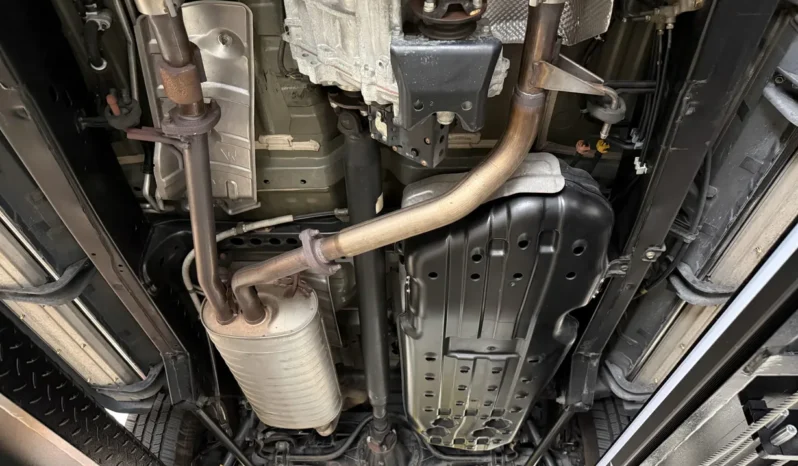 
								2006 Toyota Sequoia Limited full									