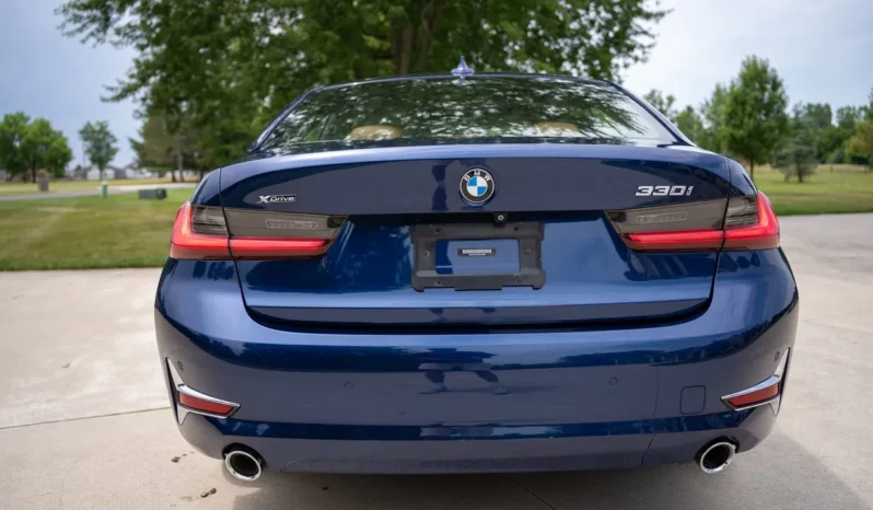
								2019 BMW 330i xDrive Sedan full									